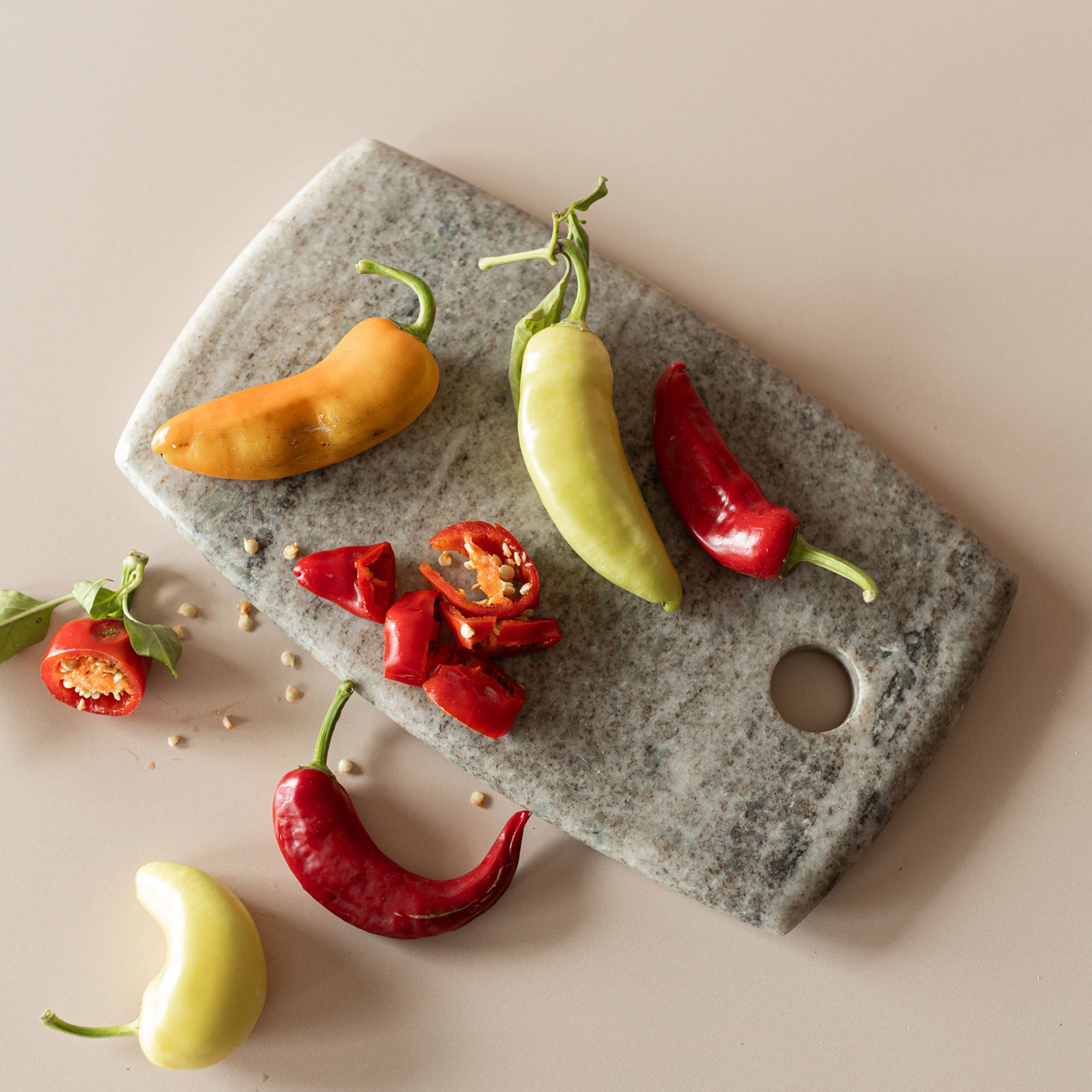 SOREN 10" BEIGE MARBLE SERVING BOARD (MIN 2)