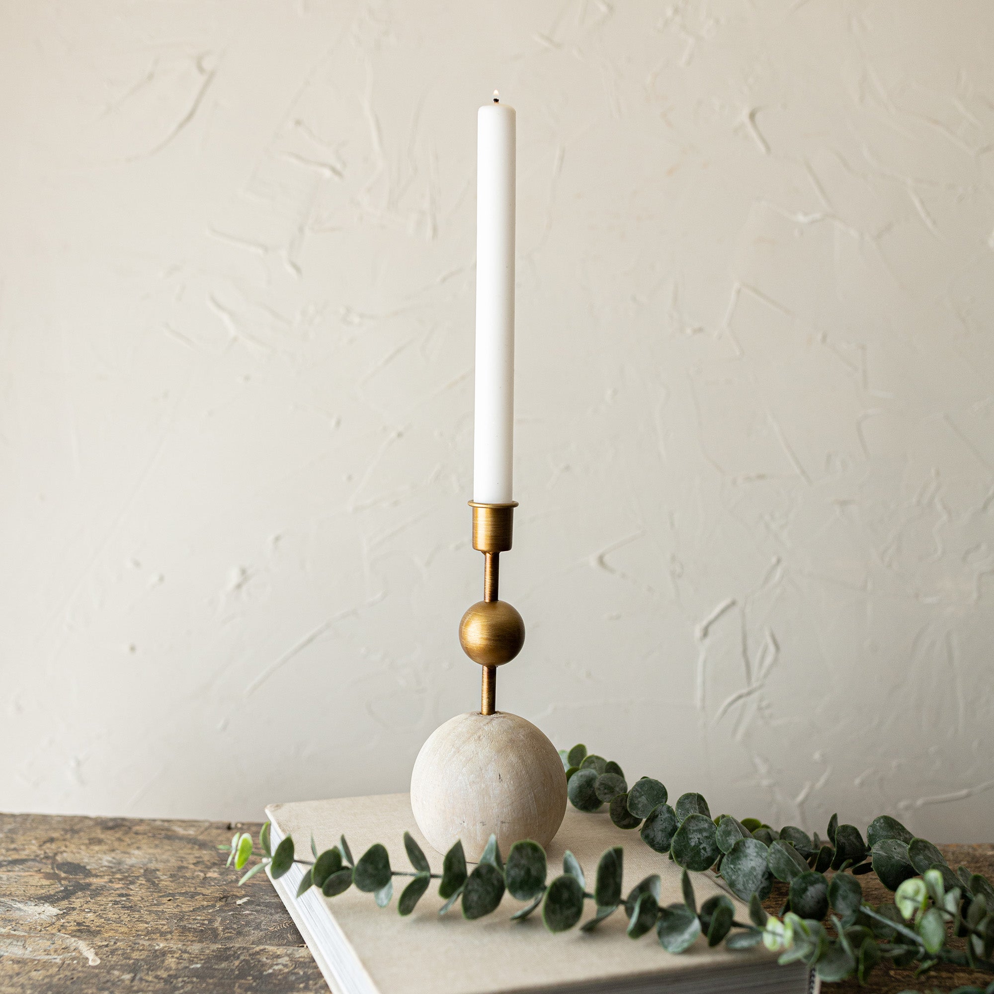 JUDE TAPER CANDLE HOLDER (MIN2)